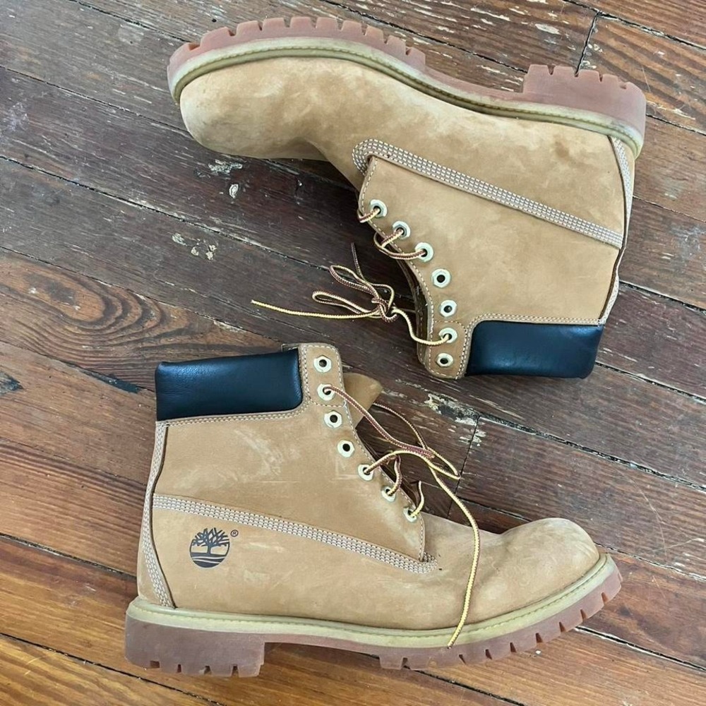 Timberland classic Boots size 10.5